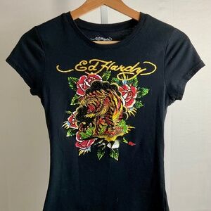ED HARDY WOMEN'S CASUAL T-SHIRT~SIZE SMALL!